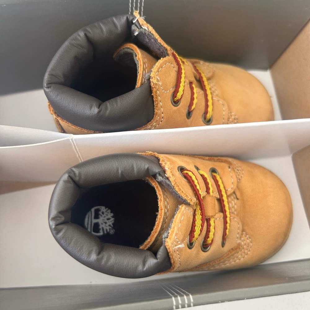 Timberland Kids' Wheat Boot - Wheat/Black - Picture 8 of 8